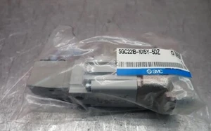SMC SGC221B-1015Y-5DZ COOLANT VALVE (NEW IN PACKAGE) - Picture 1 of 4