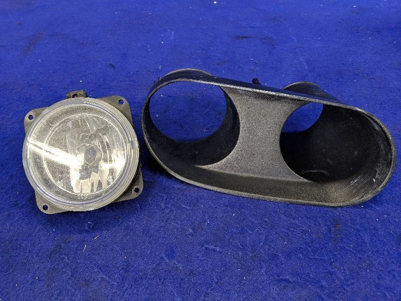 2003-2004 Ford Mustang Cobra SVT DOHC 4.6L Driver Left Fog Light Bezel Lamp  - Image 1 of 4