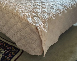Vtg 70's Bedspread Quilted Lt Peach Piping Gusset Fit Full Double Bed 74 x 54" - Picture 1 of 17