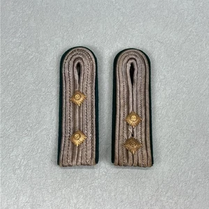 WW2 Deutsche Hauptmann Schutzpolizei Schulterklappen Polizei Schulterbretter - Bild 1 von 8