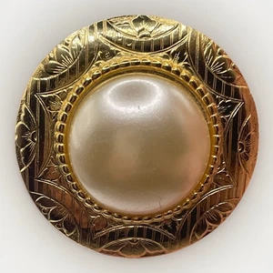Vintage Gold Tone Round Scarf Shoe Purse Clip Faux Pearl Textured Embossed - Picture 1 of 10