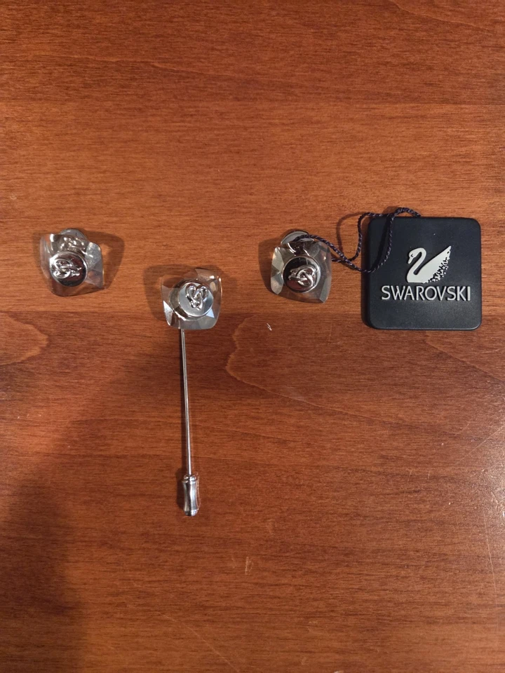  Swarovski Gray Crystal Cuff Links and Tie tack 894465 - Image 1 of 1