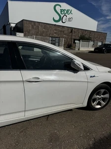 760043Z000 porta anteriore destra HYUNDAI I40 VF 1131450 - Imagen 1 de 5