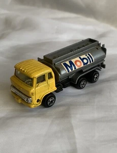 Vintage Zee Toys MOBIL Tilt Cab Tanker Truck - Hong Kong - Picture 1 of 13