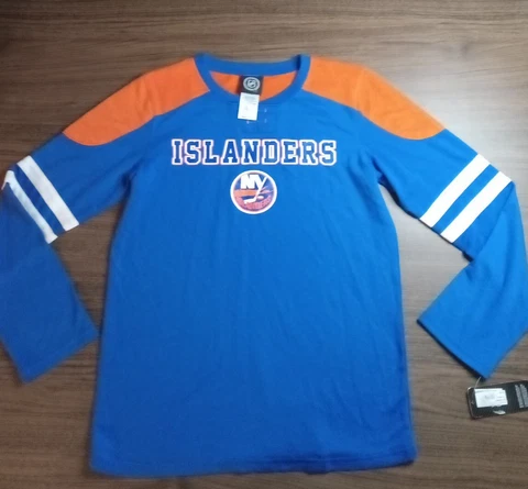 New York Islanders Youth Boy's Long Sleeve T-Shirt Large 12/14 Cover