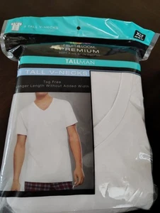 NEU IM PAKET ~ FRUIT OF THE LOOM HERREN GRÖSSE XLT 46-48 IN 3 TALL V-AUSSCHNITT SHIRTS - Bild 1 von 2