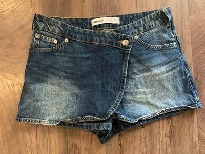 Ladies Bershka Blue Denim Skorts Size UK 10 EUR 38 New WT - Image 1 of 4