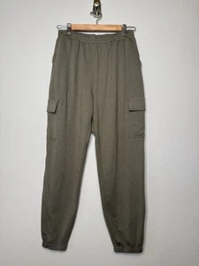 Vuori Green Jogger Women's Activewear Boyfriend Cargo Sweat Pants Size Medium - Picture 1 of 4