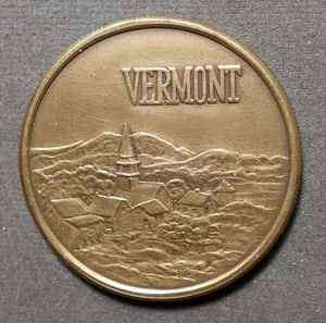 Vermont (Town Scene)   Official Medallion Of The Vermont Bicentennial Commissio - Picture 1 of 2