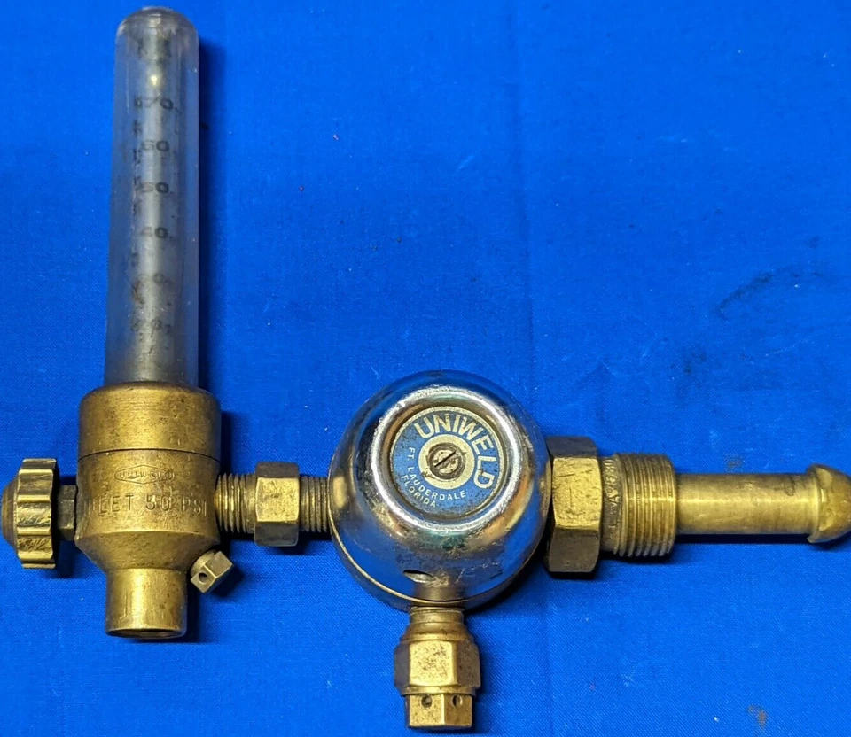 CAUDALÍMETRO UNIWELD HP M 592H CEF14 ARGÓN REG A233 PRESIÓN DE ENTRADA: 50 PSI Foto 1 de 4