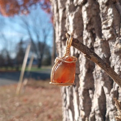 Colgante envuelto en alambre de ágata Lake Superior Foto 1 de 2