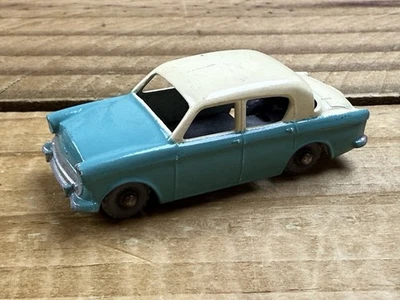 VTG 50's Lesney Matchbox Hillman Minx No. 43 Grey Plastic Wheels Made England - Image 1 of 4