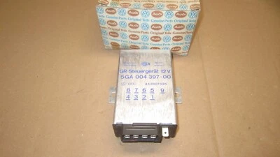 Centralina Cruise Control Audi 100 200 Tipo 44 Coupè Tipo 81 NOS Hella 443907305 (42) - Immagine 1 di 3