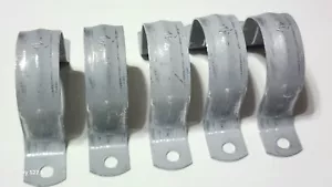 Jones & Stephens 1-1/4" Galvanized 2 hole Pipe Straps - 5/bag (H13125) - NEW - Picture 1 of 4
