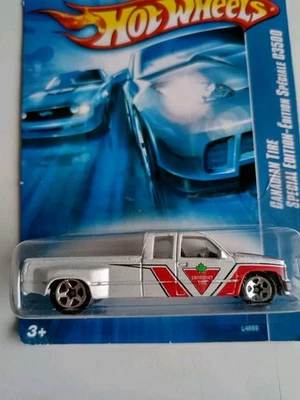 Neumático canadiense Hot Wheels Chevy C3500 edición especial - muy raro - nuevo en caja Foto 1 de 4