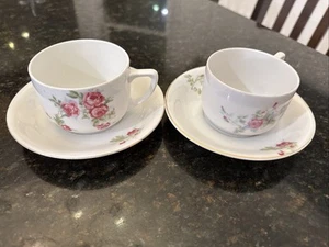 Set Of 2 KPM Cups And Saucers - Picture 1 of 9