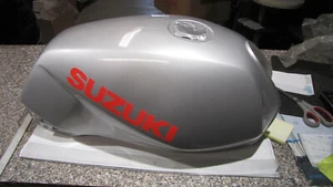 Silver Tank Original Suzuki GSX400 - Picture 1 of 4