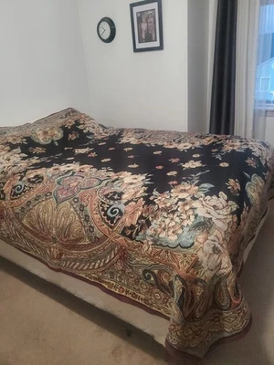 Funda tapiz Ariya Soft Surroundings Queen negra floral + 1 almohada falsa** Foto 1 de 4