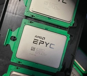 AMD EPYC Rome 7532 Socket SP3 Server CPU Processor 2.40GHz 32-Core 64-Thread - Bild 1 von 2