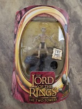 LORD OF THE RINGS The Two Towers Gollum with Electronic Sound Base 