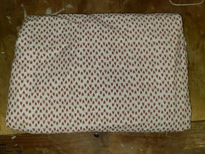 Hoja plana completa West Elm "Flechas rojas" - Imagen 1 de 4