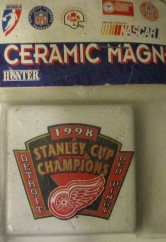NIP DETROIT RED WINGS 1998 Stanley Cup Champions 2 Inch Wide Ceramic Magnet Cover
