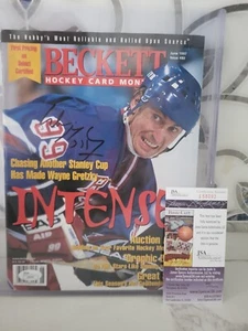 WAYNE GRETZKY SIGNED 1997 Beckett Hockey MAGAZINE New York Rangers w/JSA COA - Picture 1 of 7