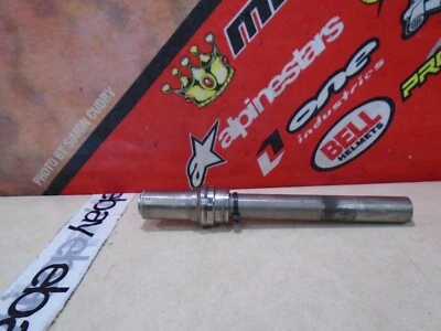 KTM SX-F 250 2016 eje de rueda delantera (B) 16 SXF250 Foto 1 de 4