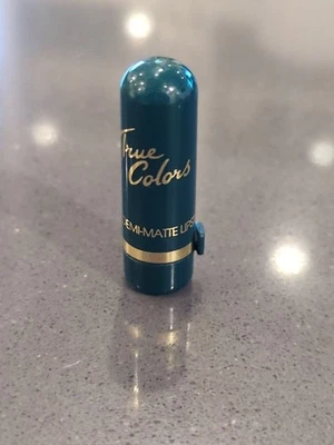 Mini lápiz labial Yves Rocher True Colors Red Canyon .04 oz Foto 1 de 3