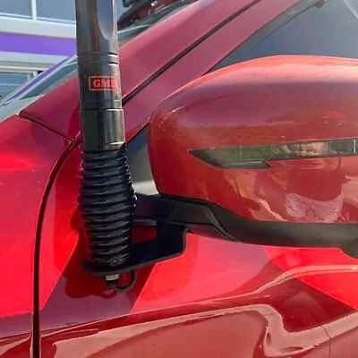 Soporte aéreo UHF Nissan Navara NP300 (2020-2024) - PILA EXTRA Foto 1 de 4