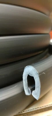 Kantenschutz Rammschutz Stoßkante Scheuerleiste PVC Rand Schutz Boot G11 schwarz - Bild 1 von 3