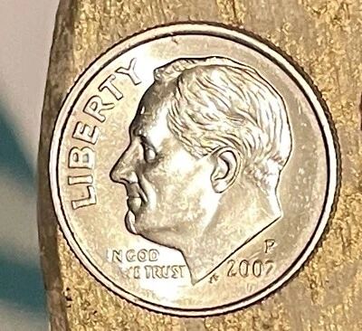 2002 P Dime Multiple Error Including Missing 2 On Date - Image 1 of 4