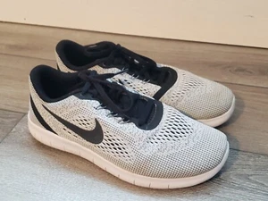 Nike Kid's Free RN Gray/Black 833989-100 Sneaker Athletic Shoes Size 7Y - Picture 1 of 10