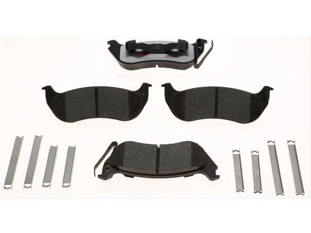 Juego de pastillas de freno traseras Raybestos 85962XTCJ 2005 para Jeep Wrangler 2004-2006 Foto 1 de 2