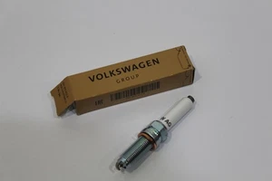 Audi A1 GB 1.5 Longlife Spark Plug New Genuine 05E905602 - Picture 1 of 13