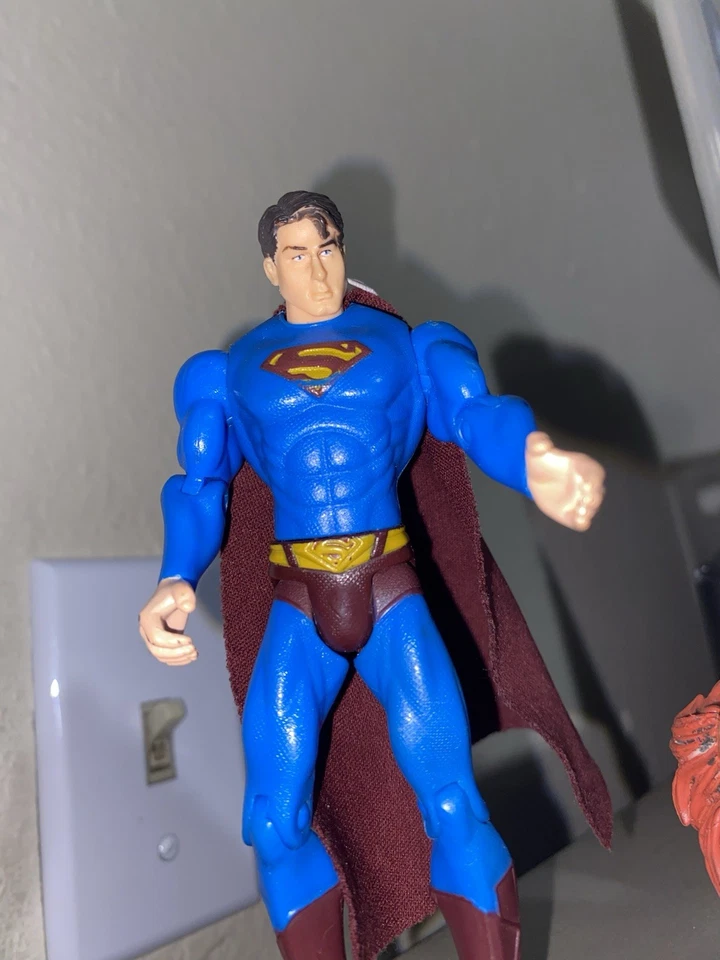 FIGURA DE ACCIÓN SUPERMAN SUPERMAN RETURNS 5.5" DC COMICS 2006 B Foto 1 de 1