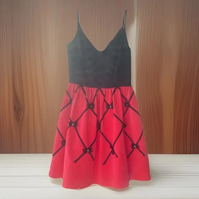 Lindo Vestido Acampanado De Colección NitelineDella Roufogali Rojo Espalda Cuentas Arco Ciquette Talla 2 Foto 1 de 4