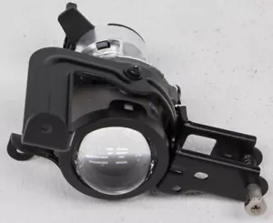 92201-1W710 OEM Kia Rio hatchback lado conductor izquierdo antiniebla 2016-2017 - Imagen 1 de 4