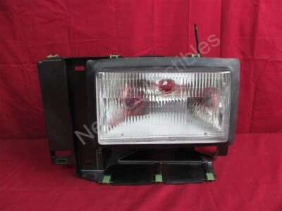 Luz de faro izquierda NOS OEM Ford Explorer 1991-94 Foto 1 de 4