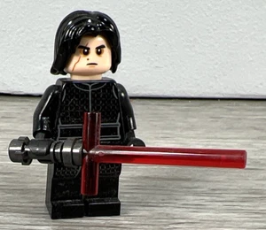 Lego Star Wars Kylo Ren Minifigur mit Haaren und Lichtschwert Set 75196 - Bild 1 von 7