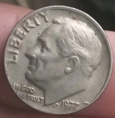 Rare 1977 No Mintmark Error 10c Roosevelt Dime N It's Off-center - Image 1 of 4