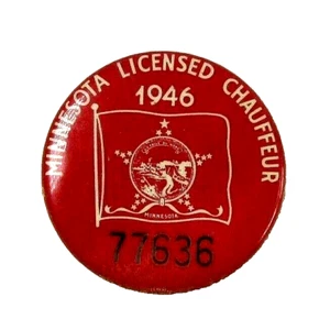 1946 Minnesota Chauffeur Lizenz Pin Rückseite Button rot Staatsflagge Western Abzeichen Co - Bild 1 von 3
