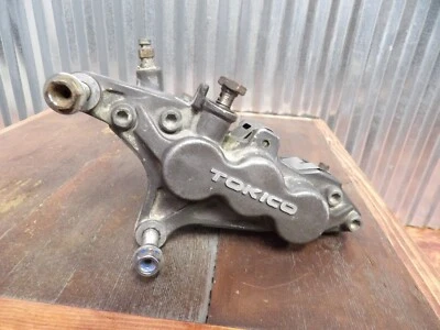 01-05 PINZA FRENO DELANTERO IZQUIERDO SUZUKI BANDIT GSF1200 6 PISTONES 59300-33E30-999 Foto 1 de 4