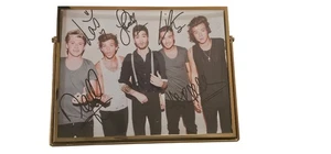 One Direction Signed By All Band Members Picture Frame No COA - Picture 1 of 2