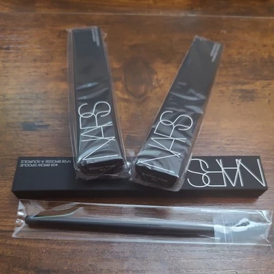 NARS #28 Brow Spoolie x 3 - Image 1 of 2