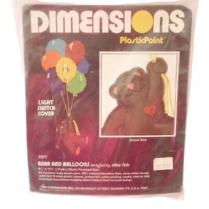 Vintage 1982 Dimensions PlasticPoint Bear and Balloons Light Switch Cover Kit - Picture 1 of 6