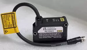 KEYENCE IL-S025 LASER Displacement Sensor - Picture 1 of 6