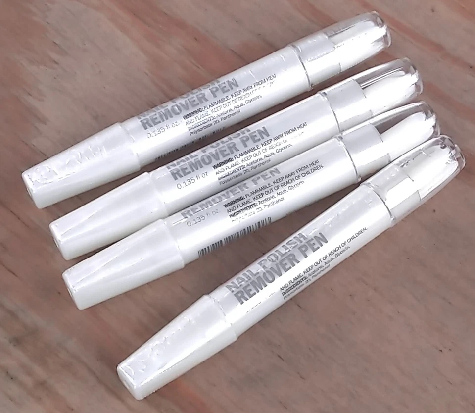 Paquete de 4 bolígrafos correctores de esmalte de uñas ULTA Quick Touch con puntas de repuesto Foto 1 de 4