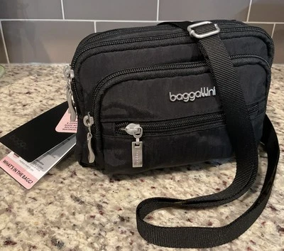 BAGGALLINI  Women Triple Zip Bagg RTRZ419B0018 Black/Silver HardwareMSRP $60 NWT - Image 1 of 4