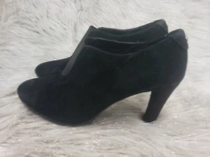ANNE KLEIN iflex Black Leather Heel Booties Slip On Size 8 M - Picture 1 of 6